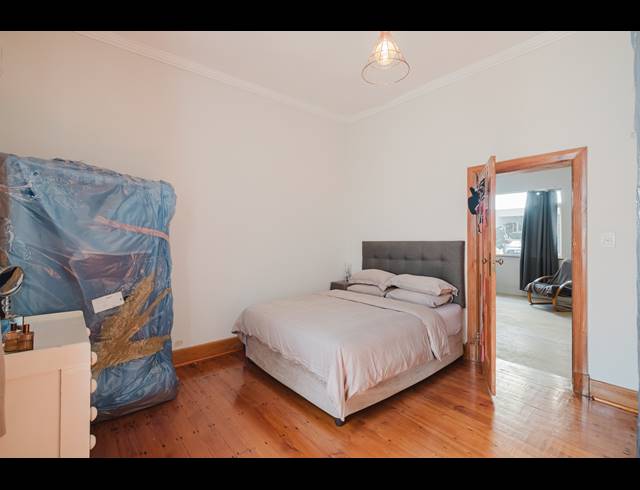 3 BEDROOM HOUSE FOR SALE IN SEA POINT